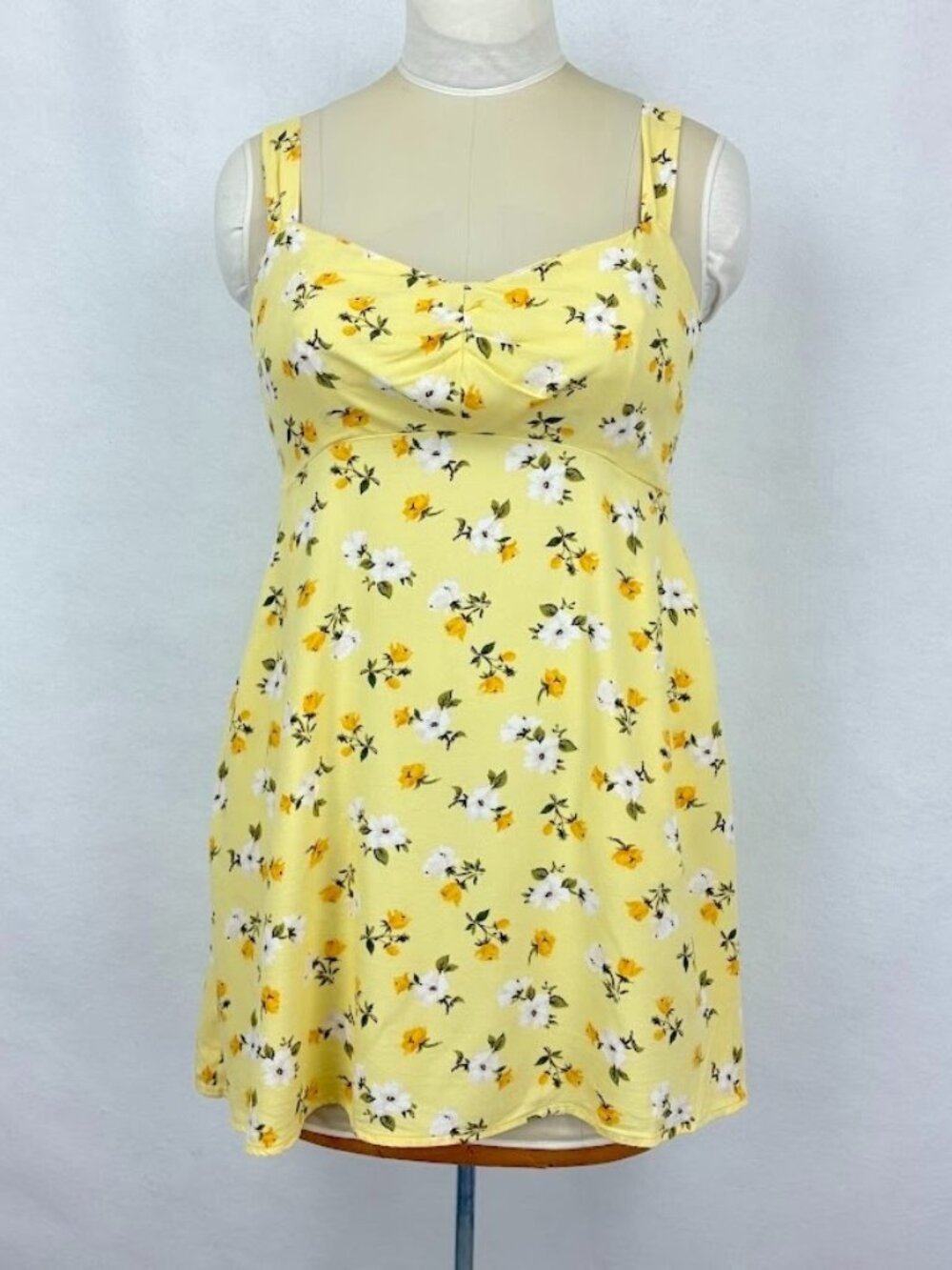 Old Navy Fit And Flare Crepe Floral Mini Sun Dress Cottage Feminine Coquette M - Picture 1 of 5